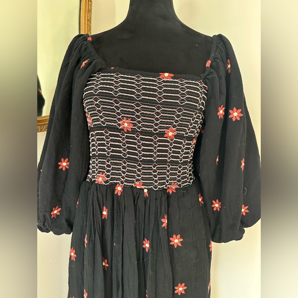 NWOT Mindy Mae’s Market Black Floral Maxi Dress